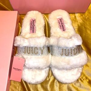 Y2K White furry Rhinestone Juicy Couture sandals